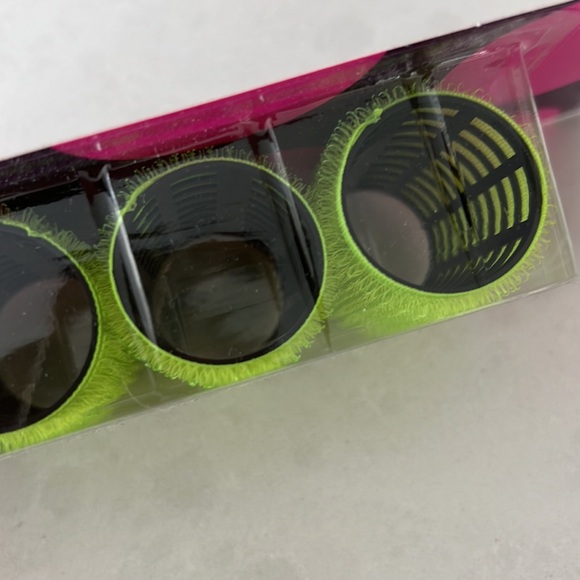 2-Pack Goody Volume Boost Self-Gripping Rollers - Picture 3 of 4